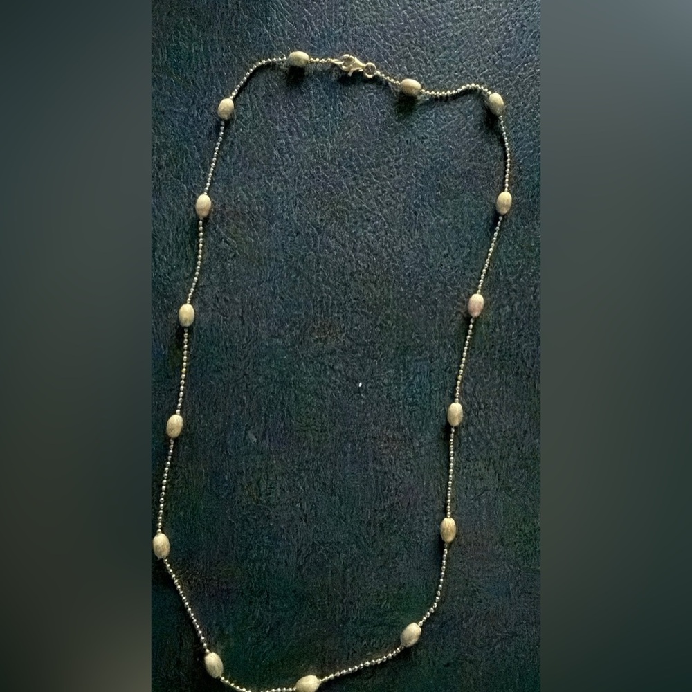 Elegant Gold Beaded Necklace